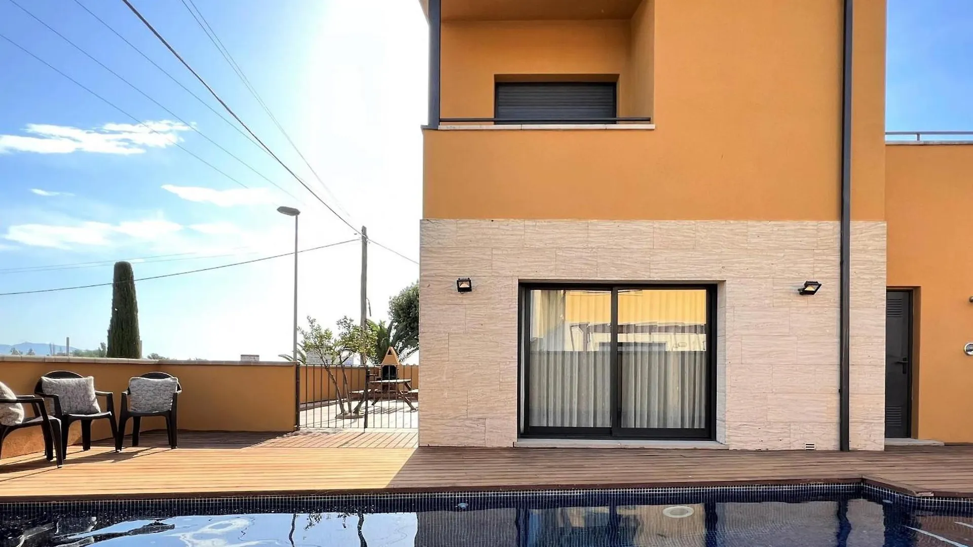 Сasa de vacaciones Villa Relax Total: Casa Con Piscina, A/A, Terraza Y Barbacoa En Sant Pere Pescador, Costa Brava - Es-89-101